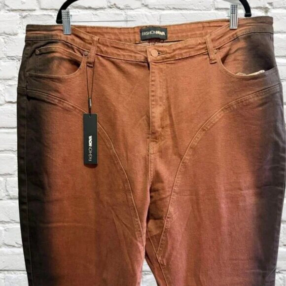 Plus size 22 High Waist Brown Flare Jeans NWT - Picture 4 of 6